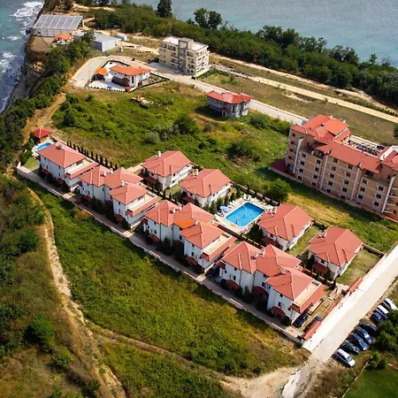 Hotel Vemara Club 3*